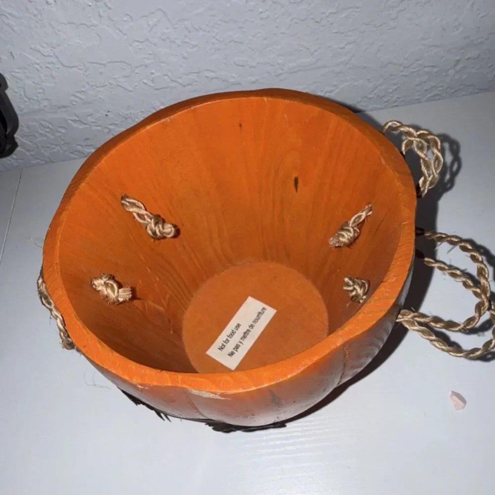Orange Brown Wooden Round Bowl w/ Rope Handles, Leaf Pattern Decor